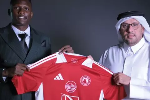 رسميًا.. العربي القطري يعلن التعاقد مع أولونجا